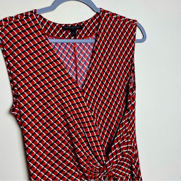 Banana Republic Factory Red Print Twist Faux Wrap Dress Women's Size M - Picture 1 of 14